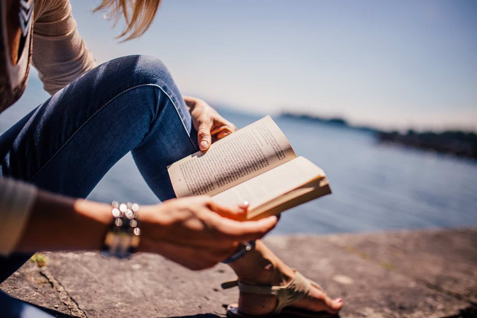 5-ways-reading-can-make-you-a-better-person