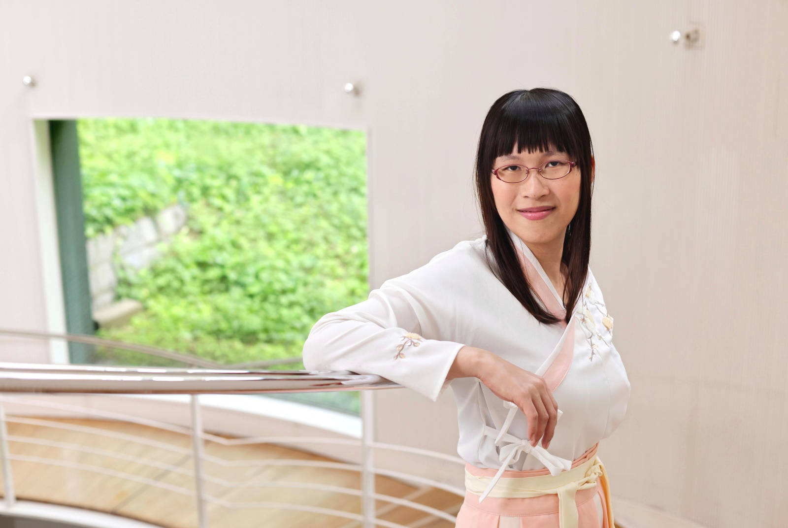 Solo Dance by Li Kotomi: The New Voice of Japan and How to write an LGBT Novel
